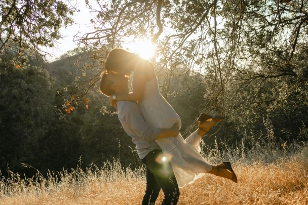 Engagement Photo Ideas Spring image
